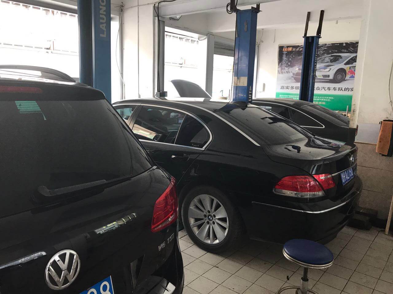 奧迪冷卻液表面一層油與哪些原因有關？