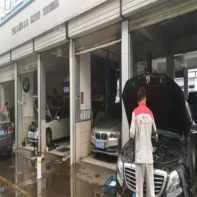 濟南沃爾沃汽車維修哪家好：汽車電瓶虧電怎么辦？